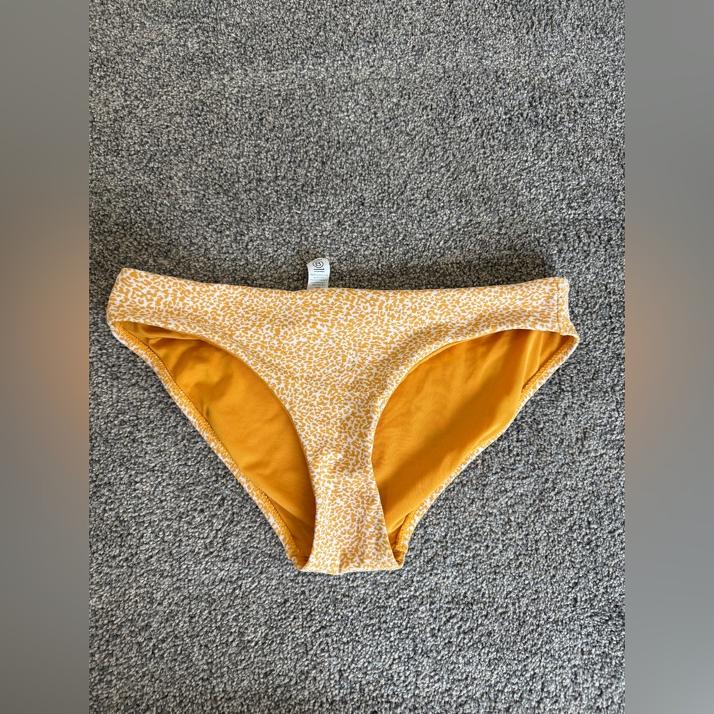 Athleta Women’s Clean Medium Printed Swim Bottom Orange/Yellow Size Small—used